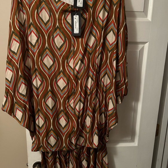 Pants Outfit - Picture 1 of 2